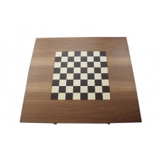 Деревянный шахматный стол